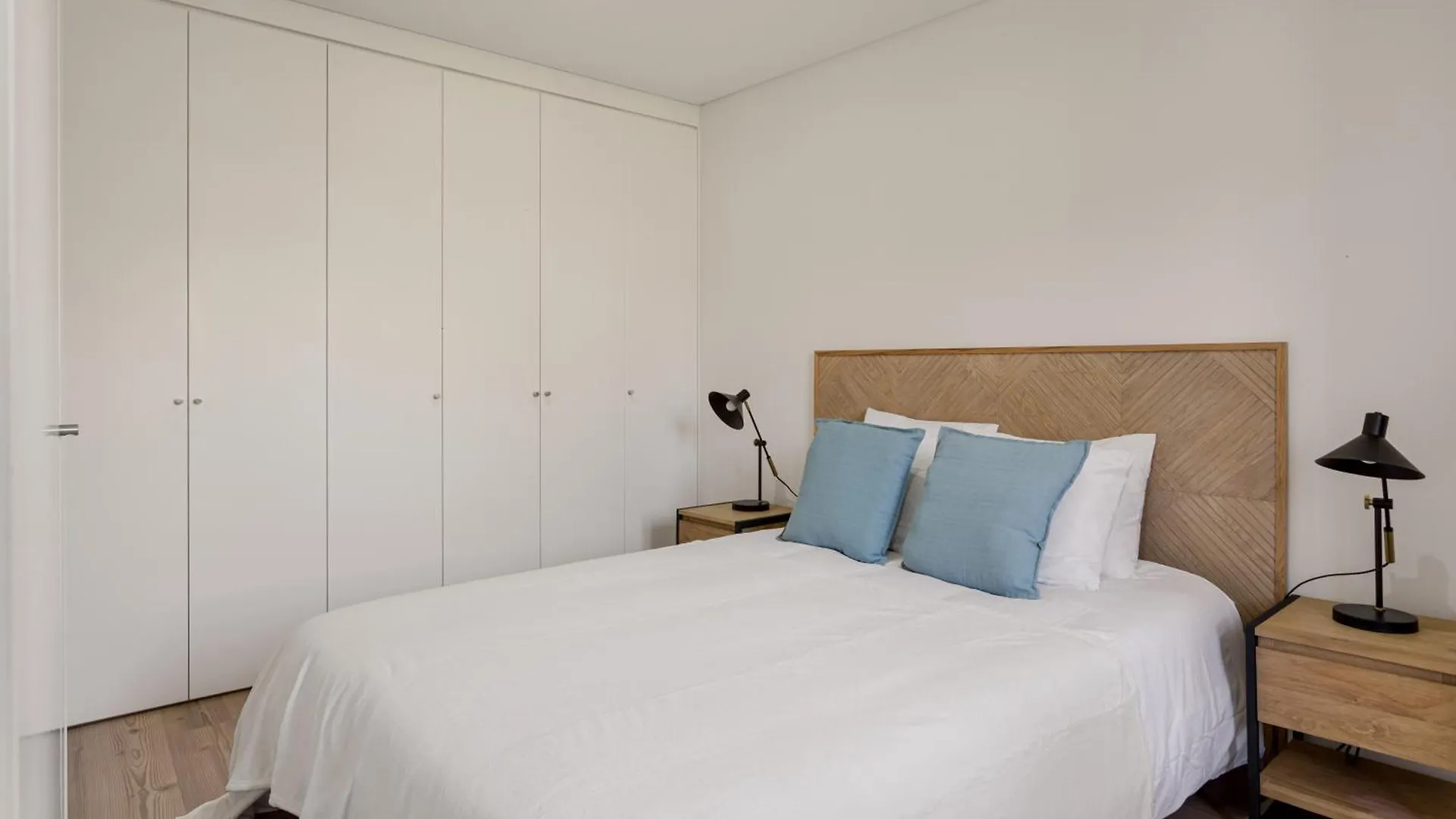 Apartment Charm Studio - Lisbon Getaway Portugal